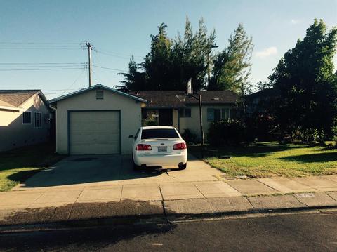 475 Murray St, Lodi, CA 95240 photo 1