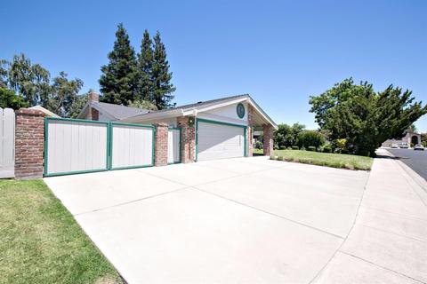 567 Marigny Way, Manteca, CA 95336 photo 2