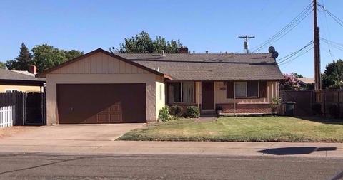 1110 Holly Dr, Lodi, CA 95240 photo 1