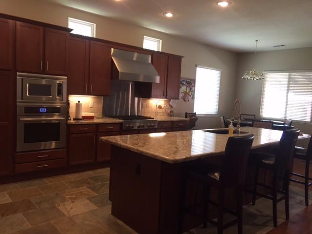 3652 Heirloom Ct, Turlock, CA 95382 photo 2