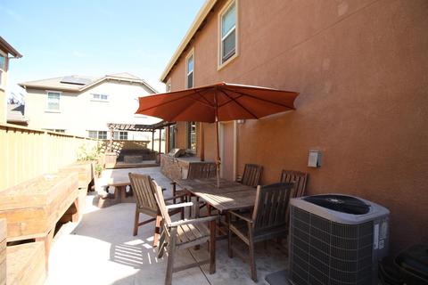 17181 Canyon Oak Ln, Lathrop, CA 95330 photo 28