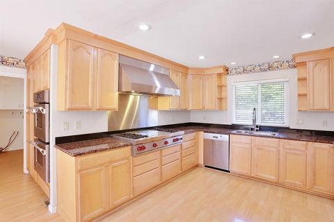 741 S Mills Ave, Lodi, CA 95242 photo 11