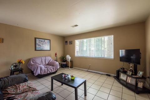 1806 W Rumble Rd, Modesto, CA 95350 photo 5