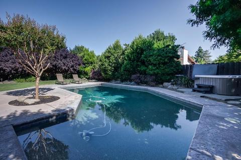 665 Fullerton Dr, Turlock, CA 95382 photo 6