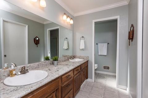 665 Fullerton Dr, Turlock, CA 95382 photo 22