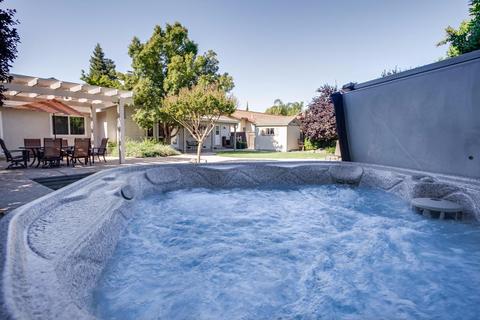665 Fullerton Dr, Turlock, CA 95382 photo 9