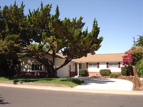 329 Charles Ave, Manteca, CA 95336 photo 1