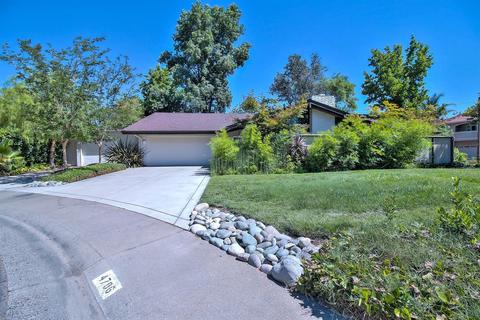 4706 Oakshire Ct, Carmichael, CA 95608 photo 2
