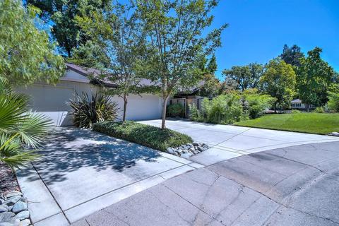 4706 Oakshire Ct, Carmichael, CA 95608 photo 3