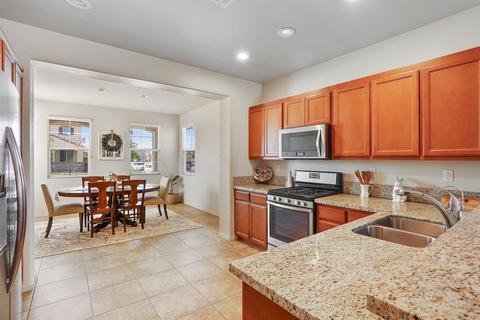 349 Colonial Trl, Lathrop, CA 95330 photo 10