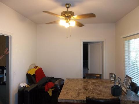 1096 L St, Lathrop, CA 95330 photo 6