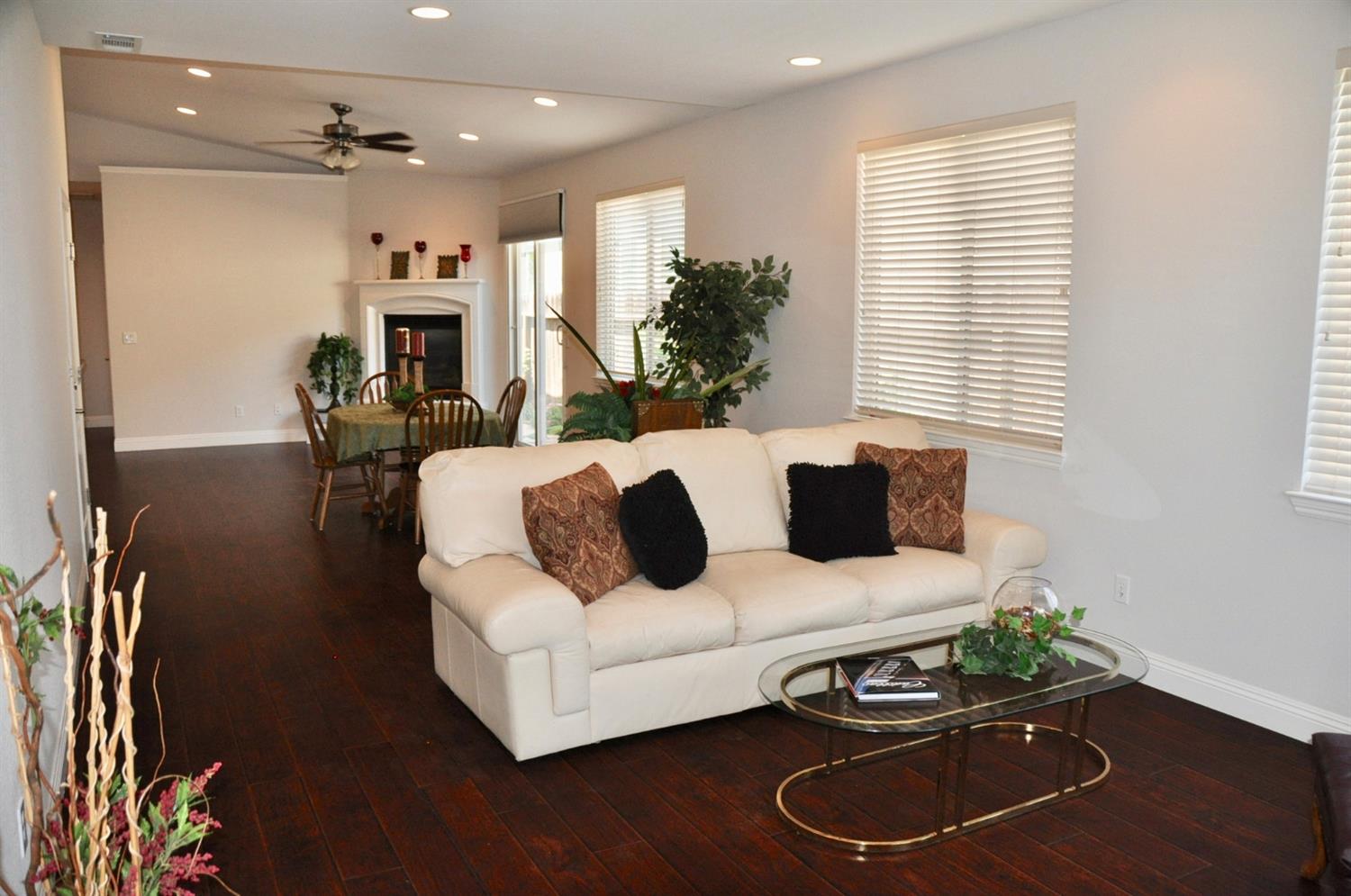 6008 Odelia Ln, Carmichael, CA 95608 photo 4