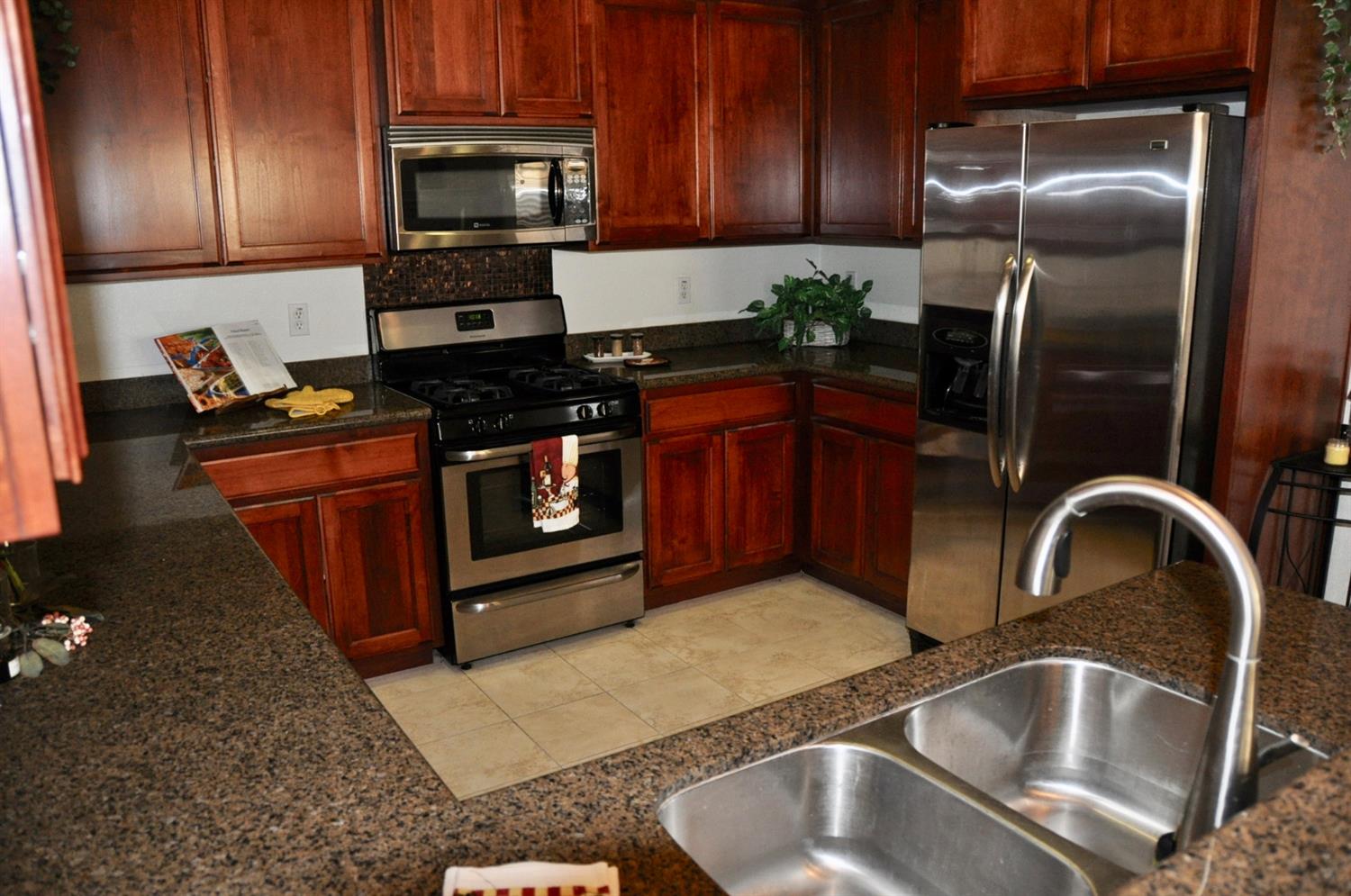 6008 Odelia Ln, Carmichael, CA 95608 photo 12