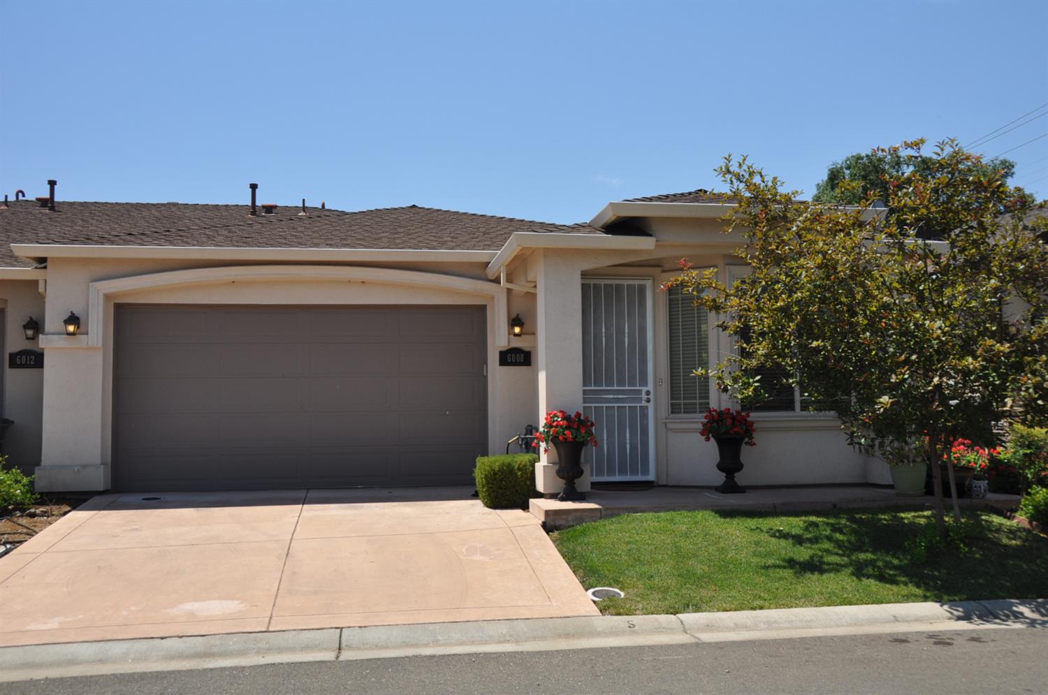 6008 Odelia Ln, Carmichael, CA 95608 photo 1