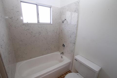 5411 Gibbons Dr, Carmichael, CA 95608 photo 9