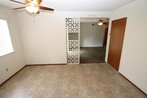 5411 Gibbons Dr, Carmichael, CA 95608 photo 5
