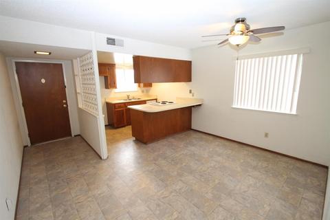 5411 Gibbons Dr, Carmichael, CA 95608 photo 2