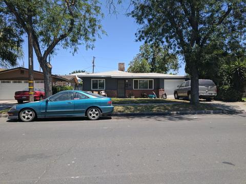 1431 W 12th St, Merced, CA 95341 photo 1