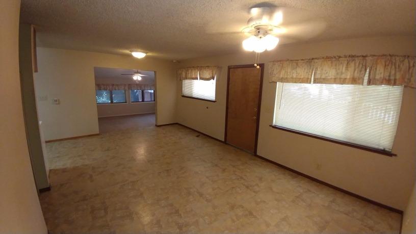 3137 Hadley Ln, Carmichael, CA 95608 photo 4