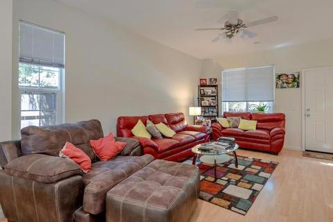 3116 Albany Cir, Davis, CA 95618 photo 2