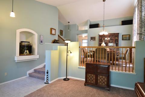8508 Cambric Ct, Antelope, CA 95843 photo 2