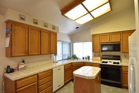8508 Cambric Ct, Antelope, CA 95843 photo 5