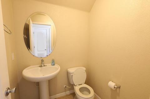 1437 Hearthsong Dr, Manteca, CA 95337 photo 4