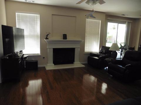 1055 Brook View Ln, Manteca, CA 95337 photo 6