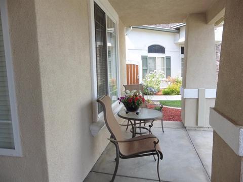 1055 Brook View Ln, Manteca, CA 95337 photo 2