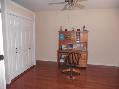 1055 Brook View Ln, Manteca, CA 95337 photo 17