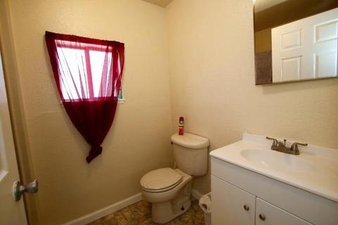 225 Rosemont Ave, Modesto, CA 95351 photo 11