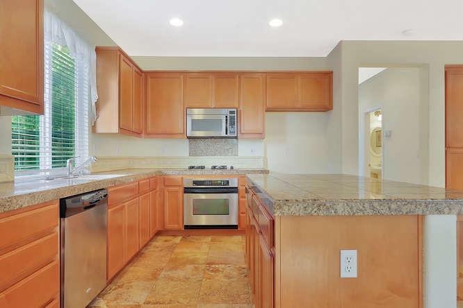 2622 Merchant Dr, Tracy, CA 95377 photo 3