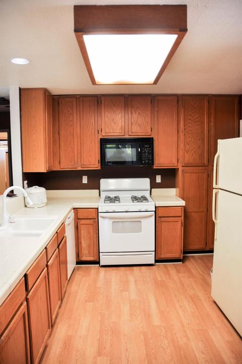 821 Donovan Ct, Davis, CA 95618 photo 2