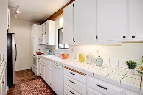 5905 Sarah Ct, Carmichael, CA 95608 photo 8