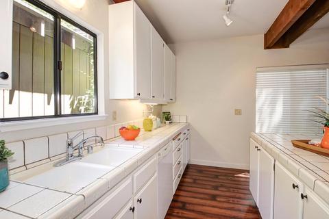 5905 Sarah Ct, Carmichael, CA 95608 photo 10