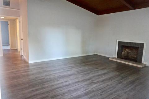 4812 Engle Rd, Carmichael, CA 95608 photo 3