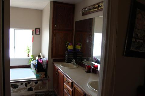 128 Barozzi Ave, Modesto, CA 95351 photo 23