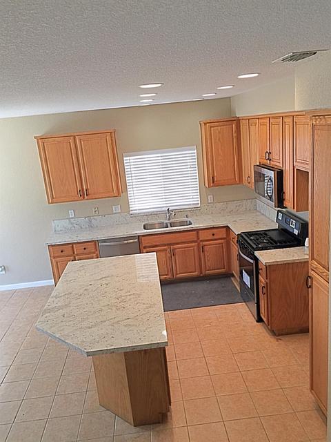 3910 Bella Flora Dr, Ceres, CA 95307 photo 7