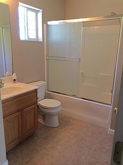 3910 Bella Flora Dr, Ceres, CA 95307 photo 21