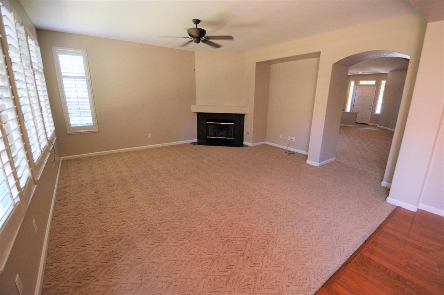 2417 Greystone Dr, Tracy, CA 95377 photo 4