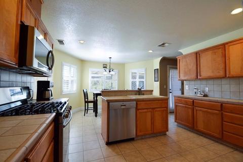 1109 Landreth Ct, Modesto, CA 95351 photo 6