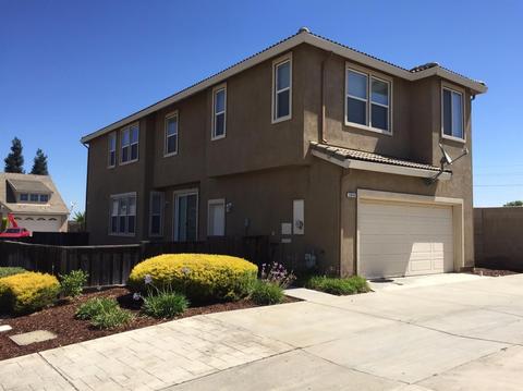 2840 Crested Bobwhite St, Modesto, CA 95355 photo 2