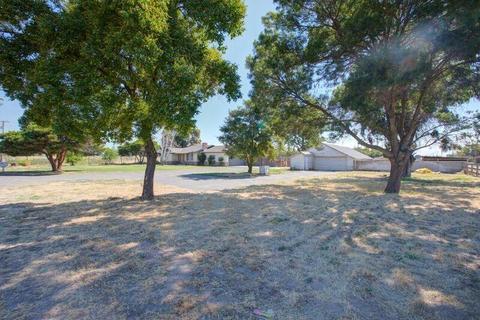 3118 Golf Rd, Turlock, CA 95380 photo 1