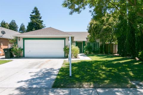 608 Crater Ave, Modesto, CA 95351 photo 2