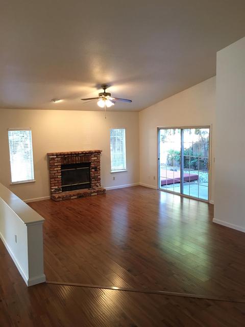 5726 Cobblestone Dr, Rocklin, CA 95765 photo 2