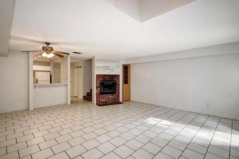7631 Roberta Ln, Antelope, CA 95843 photo 4