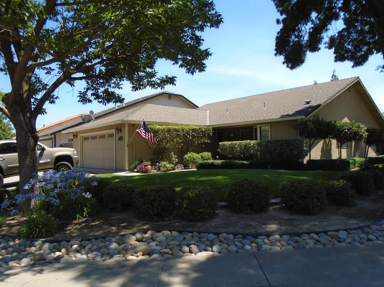1900 Dampy Ct, Modesto, CA 95355 photo 2