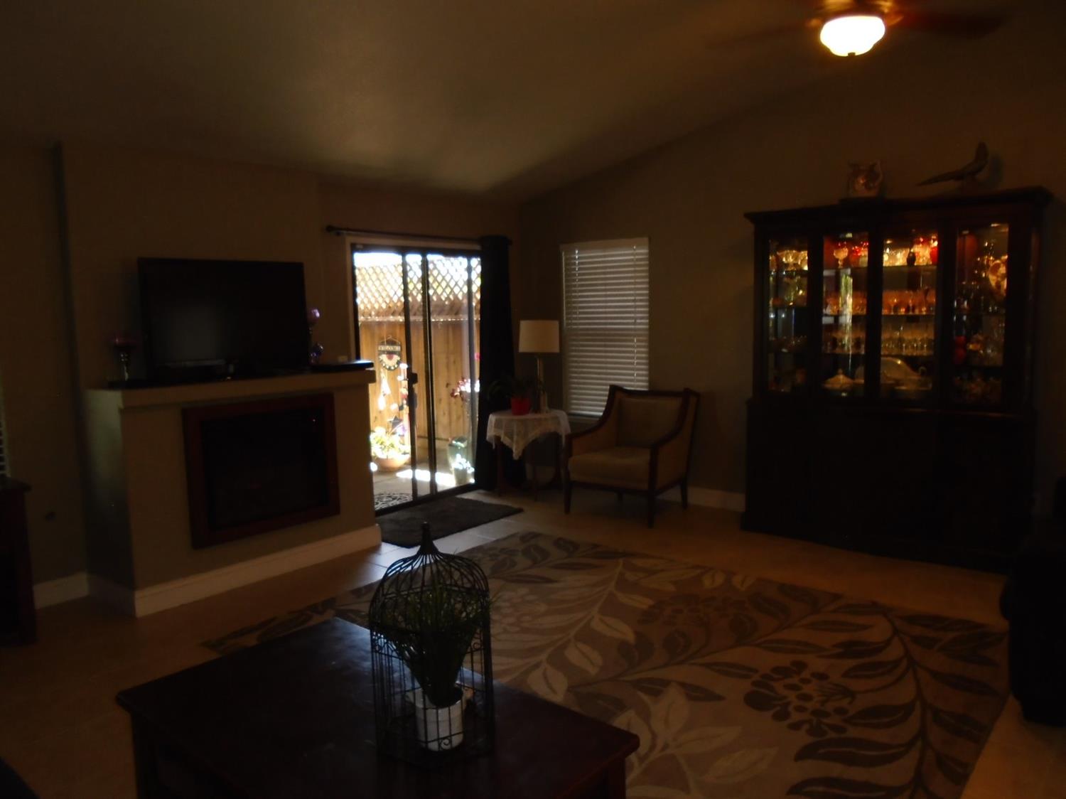 1900 Dampy Ct, Modesto, CA 95355 photo 8
