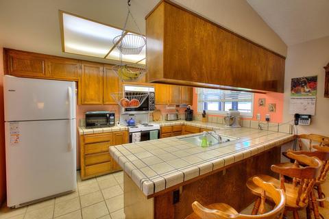 3801 Northview Dr, Modesto, CA 95355 photo 11