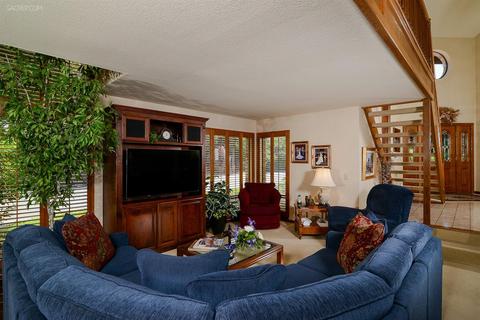 1549 Kingsford Dr, Carmichael, CA 95608 photo 6